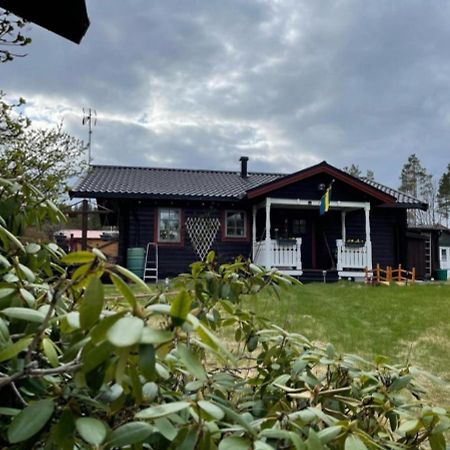 Cosy Non Smoking Cabin Close To Beach,Alno Sundsvall Exteriör bild